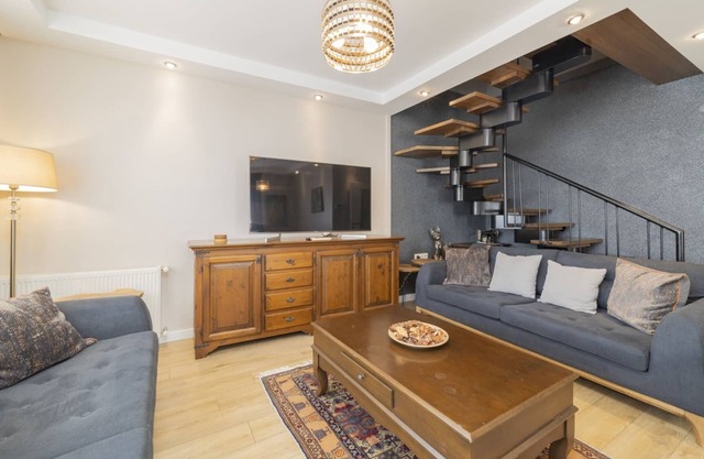 Duplex with Balcony 5 min to Konyaalti Beach