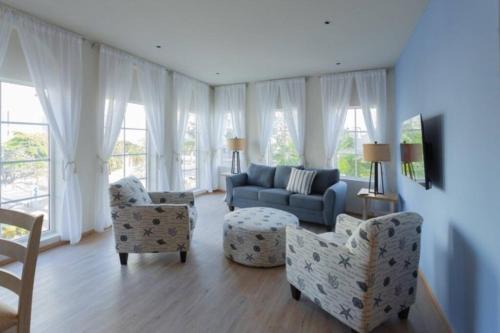 Dutch Caribbean Residence E