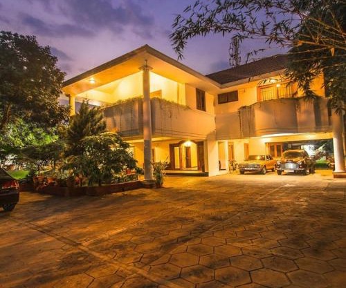 Dwaraka inn -Premium Pool villa and event venue