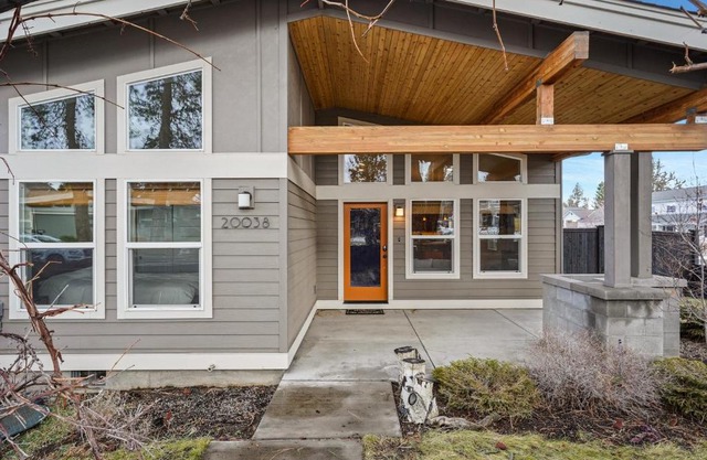 Dwell 30 Days Minimum home