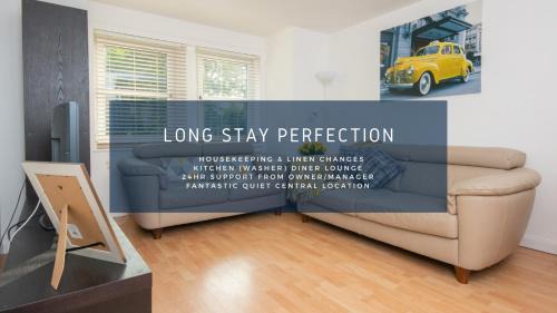 Dwellcome Home Ltd 2 Bedroom King & Double Central Apartment, Free Allocated Barrier Secured Parking Space at rear entrance & Fast WIFI, Ideal for long term contractor, corporate, etc stays, Regular housekeeping option - see our site for assurance