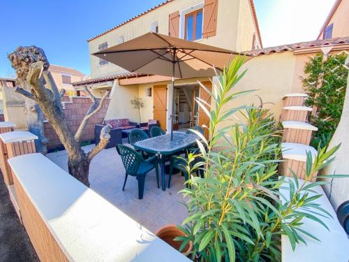 Dydy Haven - maison de vacances à Vias plage, piscine, mer et climatisation