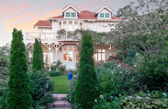 Dyers House