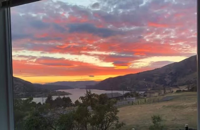 E+H House-Views! Fast Wifi & Pet friendly!