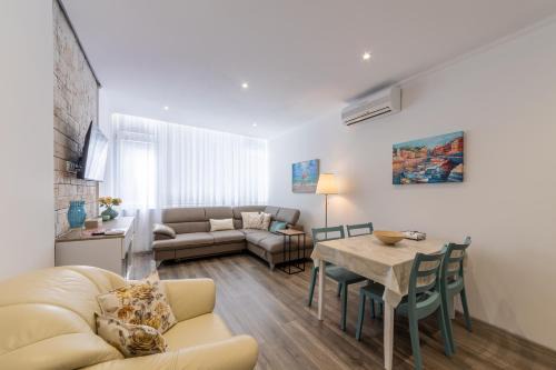 E-home Apartments