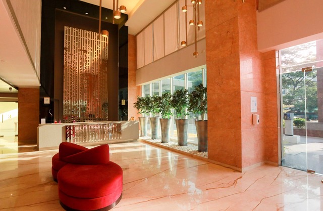 E Hotel