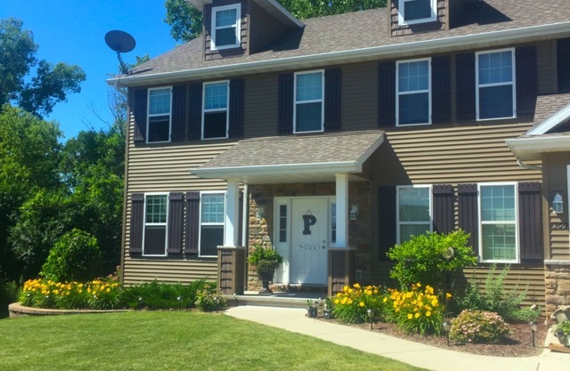EAA Airventure Home Available (vehículo disponible). A unos 13 minutos de los terrenos de EAA.