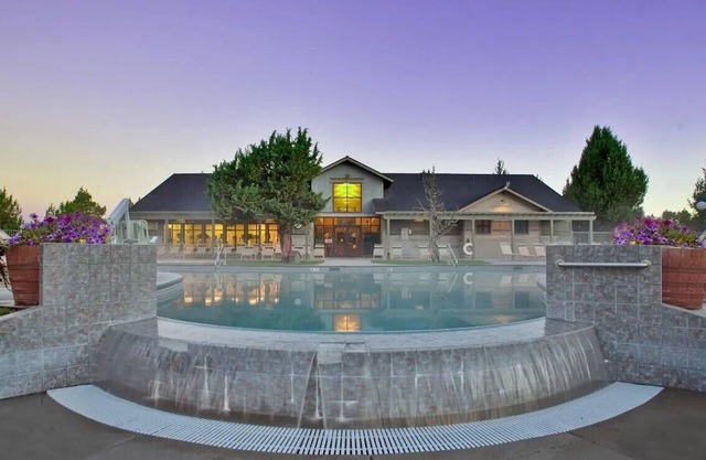 Eagle Crest Resort Golf Pay 4nights Get the whole week,3Nights FREE Eagle Crest