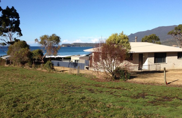 Eaglehawk Neck Beach House