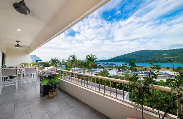 Eagles Nest On Airlie