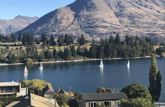 Earnslaw Lodge