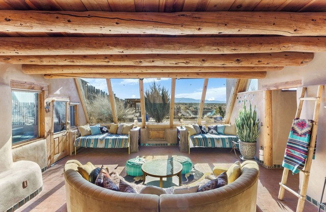 Earthship Sanctuary and Spa with Panoramic Mesa Views