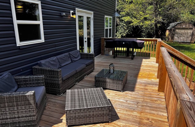 Easley Escape 3bed/2 full bath/ Entire Home
