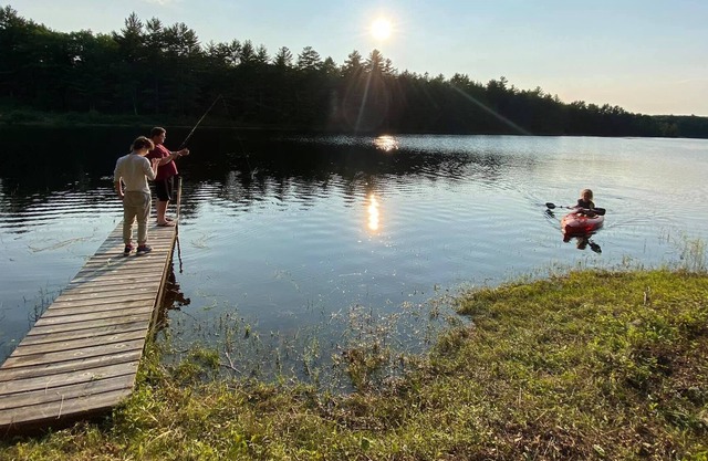 East Beddington Lake Lodge