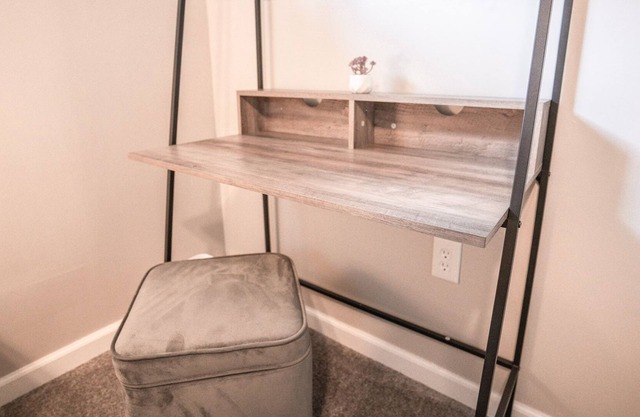 East Market Gem 1 BR Apt - just steps away