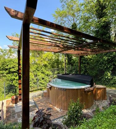 East Mountain Villa
