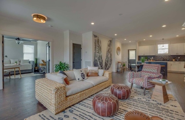 Enorme casa cerca de DT ★ Nueva marca 5 BR ★ Nashville Vibes