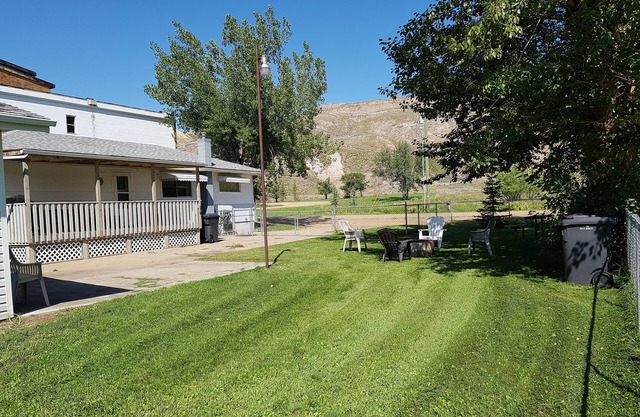 East Valley Guest House. Located in the heart of the dinosaur valley badlands