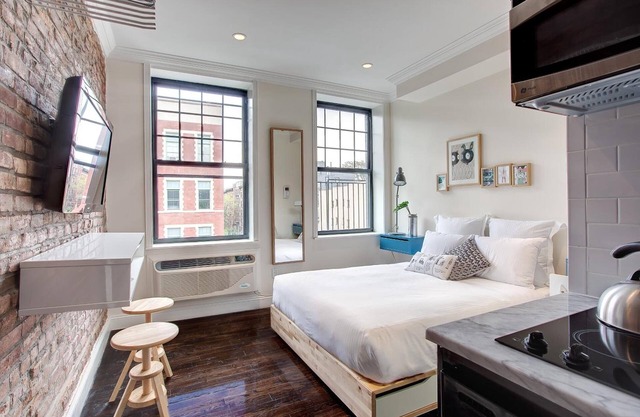 East Village Hotel