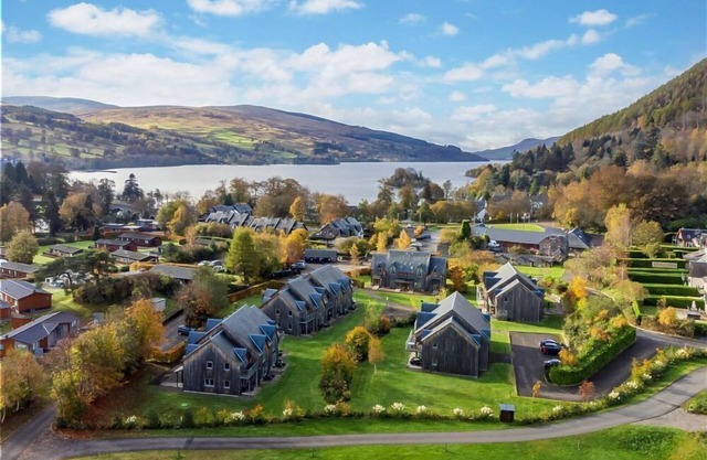 Mains of Taymouth, Kenmore ~ 5 * Easter Bruadair - Capacidad para 10 personas en 5 habitaciones