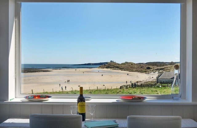 EASTFIELD, pet friendly, with a garden in Low Newton-By-The-Sea