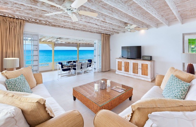 Easy Reach by Blue Sky Luxury