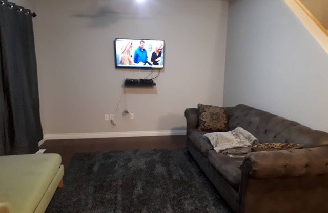 Dormitorio Eazi KingSuite