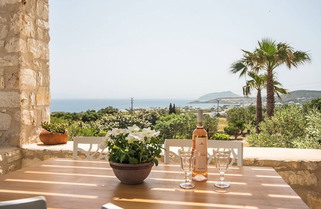 Eclectic island villa - gorgeous sea views, garden by VillaRentalsgr
