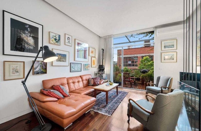Eclectic luxury living in Melbourne's hip inner north (long term stays welcome)
