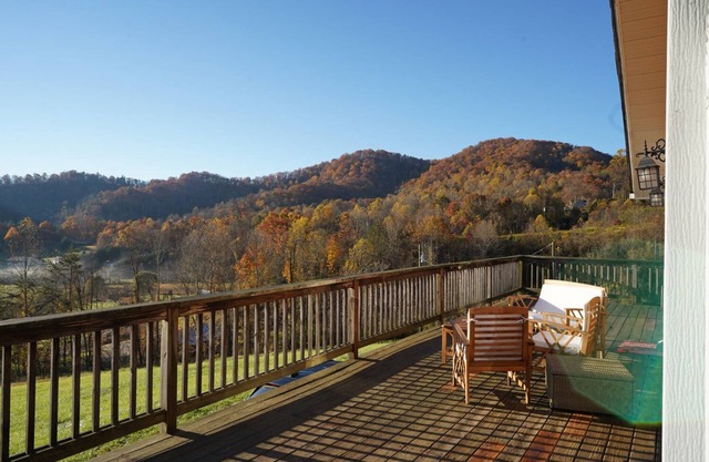 Eclectic Mountain Home with Gorgeous Valley View on 7 Acres
