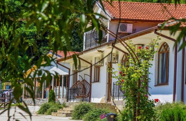 Eco Complex Izvori