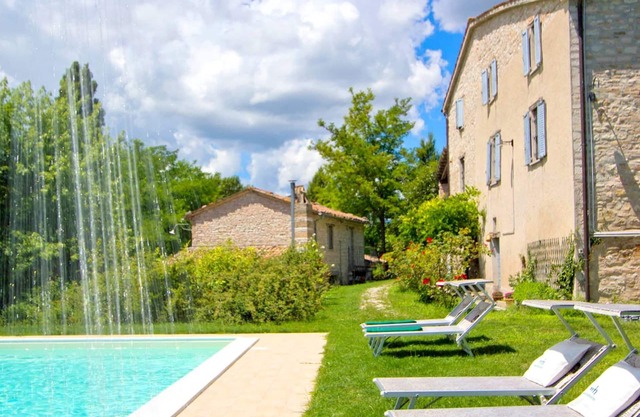 Casa en Acqualagna con Piscina y Naturaleza