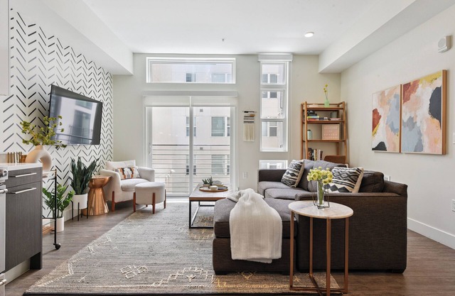 Sky's Edge Suite | Espadin LoHi