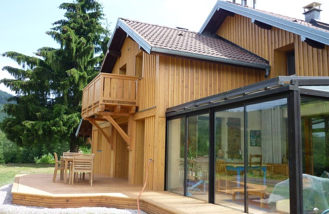 ECOLOGICAL CHALET in the heart of nature for 2 to 8 people