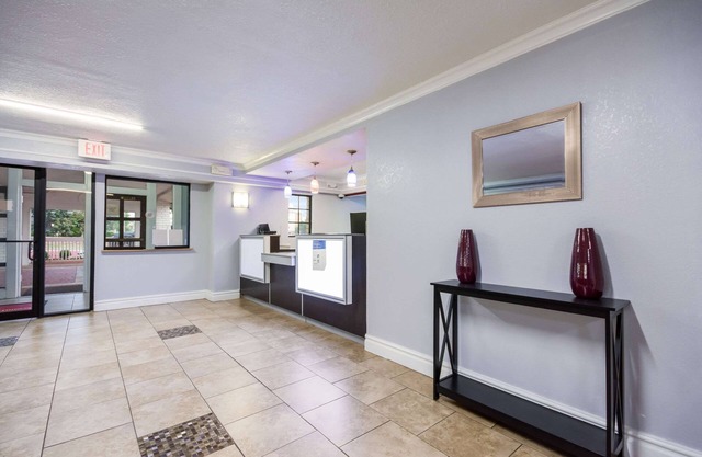 Econo Lodge