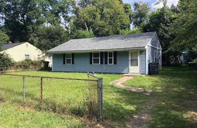 Economy Housing, Clean & Convenient Location