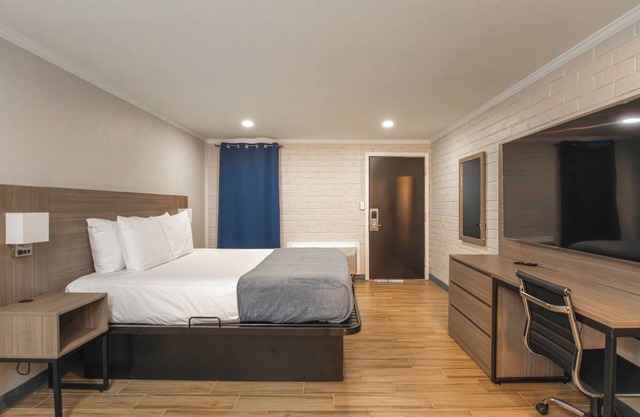 Economy Suites Extended Stay Tulsa