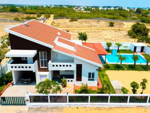 ECR INN - Luxury 3BHK Beach Villa, Cheyyur