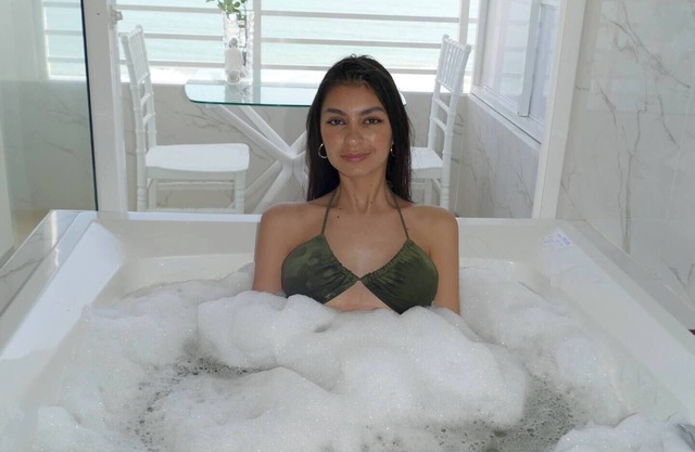 Ecuabook Suite 803-2 con Jacuzzi y balcón Ocean Club II