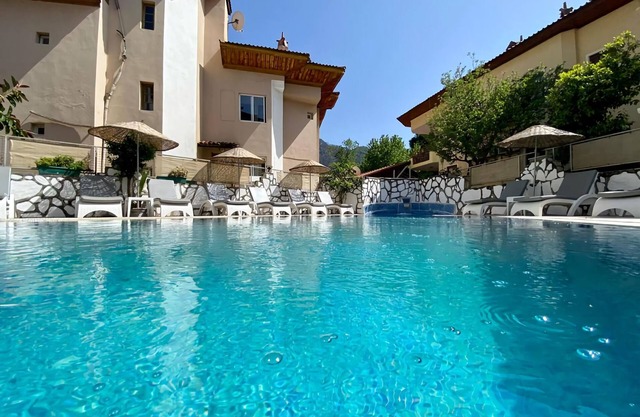 Eda Hotel