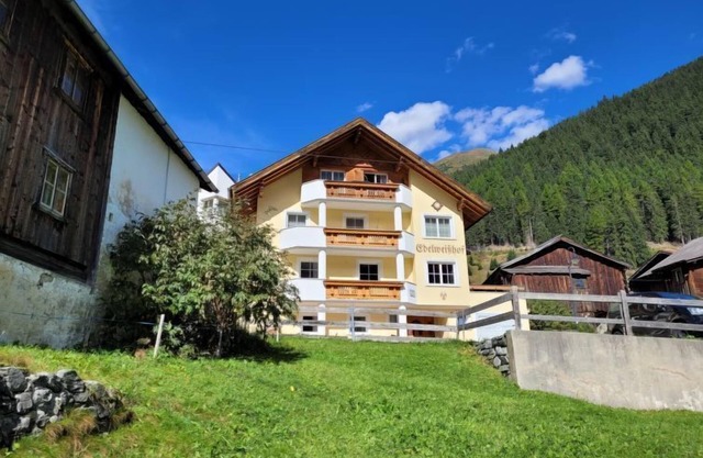 Edelweißhof by Interhome