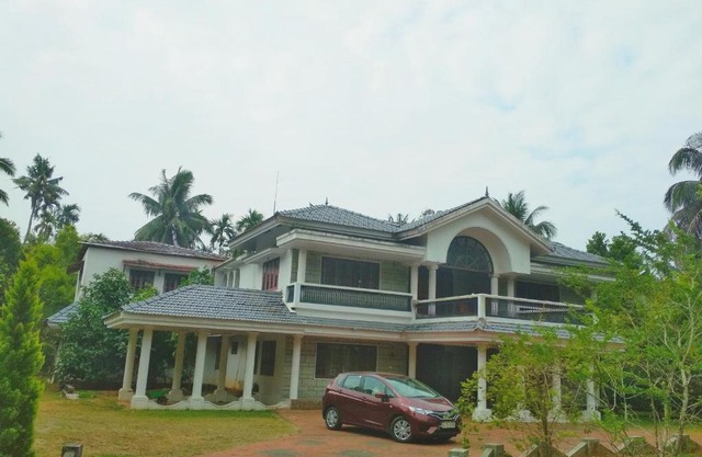 Eden Garden Bunglow