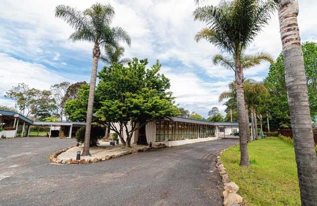 Eden Nimo Motel