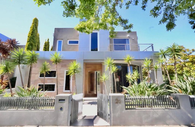 Edgewater Rivera Entire 4 Bedroom 2 Story Family Friendly House