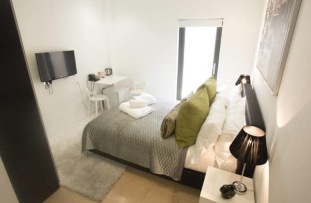 Suite-Estándar-Baño Privado-Balcón-Edison Suite