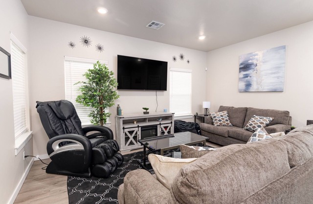 Edmond Oasis: Luxury Retreat w/ Massage Chair and Mortal Combat Arcade