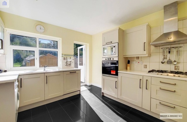 EEJ Charming London 5 Bed Home - Greenwich
