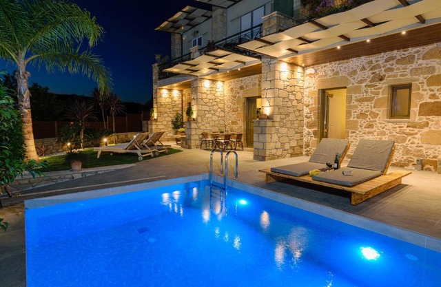 Effrosini Traditional Home