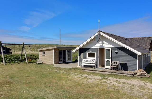 "Egidia" - 50m from the sea by Interhome