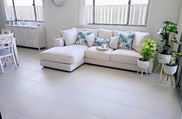 Eglinton Elegance - Hamptons Retreat